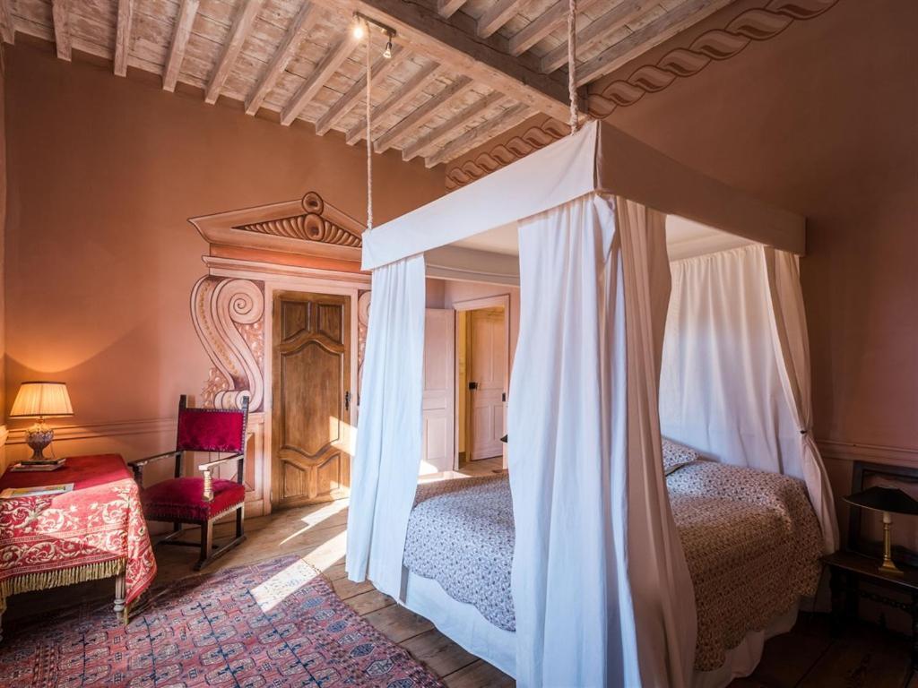 Chateau Des Marcilly Talaru Chalmazel-Jeansagniere Habitación foto